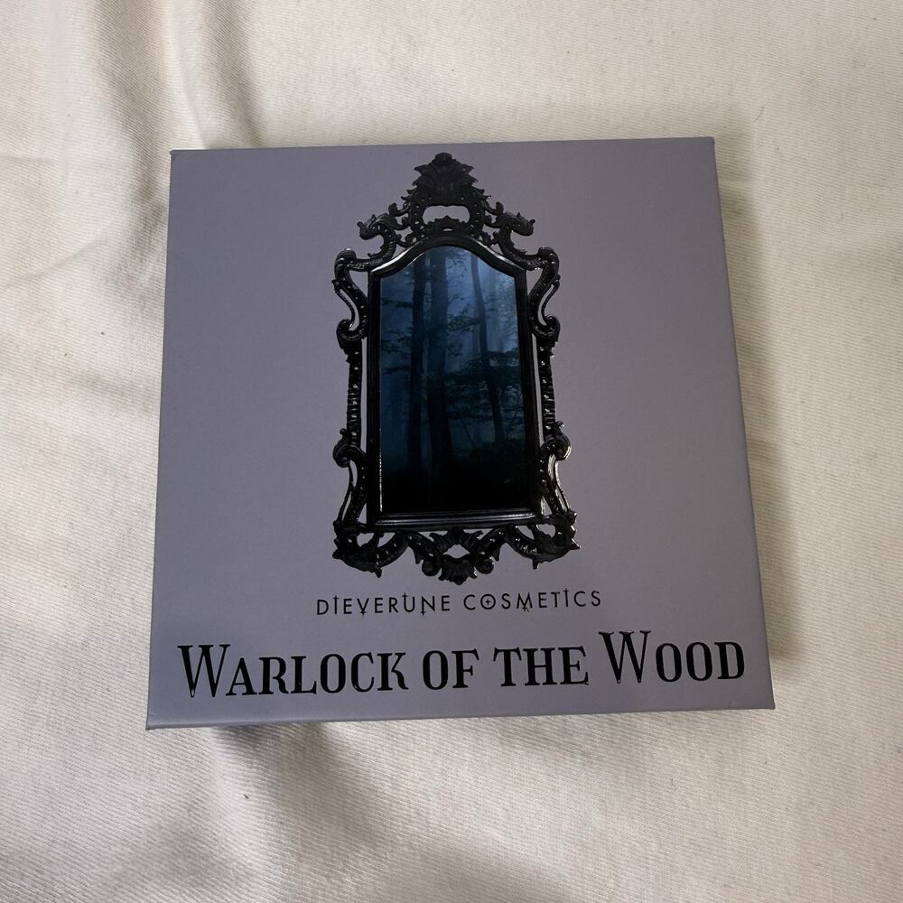 DIEVERUNE COSMETICS Warlock of the Wood Eyeshadow Palate NEW